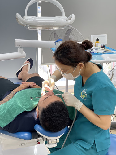 da nang dental clinic.jpg
