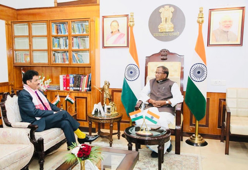 Shri Laxman Prasad Acharya and Dr Ranjeet Mehta PHDCCI.jpg