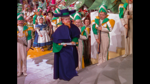 The.Dark.Side.of.the.Rainbow.1939.2160p.UHD.Blu ray.REMUX.DV.HDR.HEVC.FLAC.5.1 GanG.mkv ss03.png