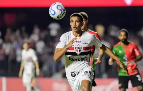 Osorio se destaca no São Paulo: a ascensão do lateral como solução tática para Dorival Júnior