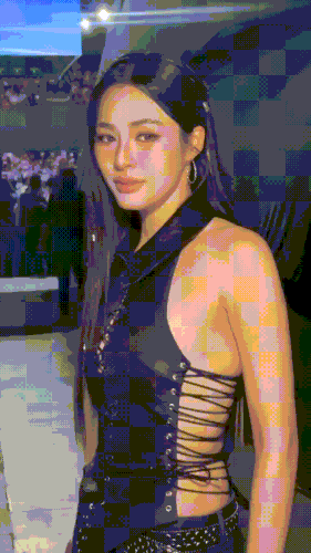 Lingling 020826 1.gif