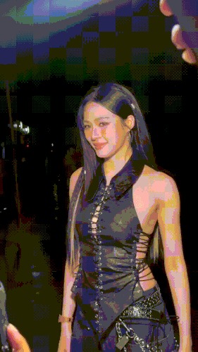 Lingling 020826 2.gif