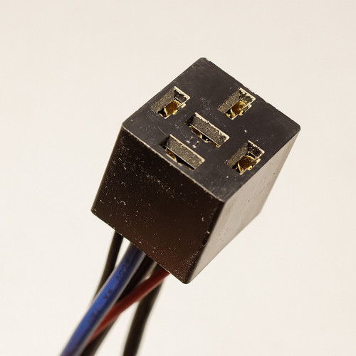 Socket for automotive relays.jpg