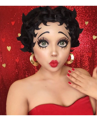 From Mayara Carey to Ed Sheeran this makeup artist manages to become any celebrity 5af8fa39556b2 605.jpg