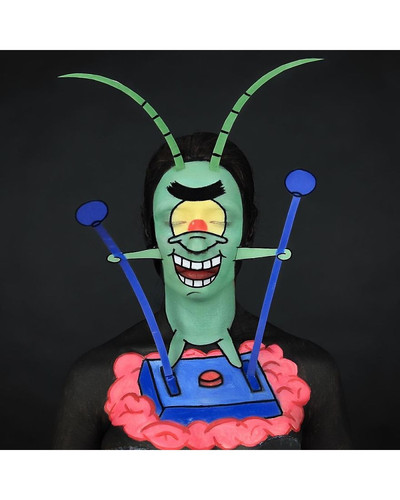 Makeup artist interprets our favorite characters through makeup in an impressive way 5bbd4917d7802 8.jpg