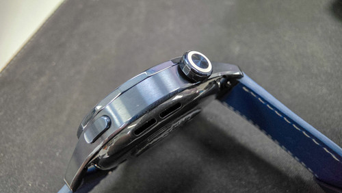 Xiaomi Watch S5_Side View.jpg