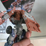 Transformers Studio Series Voyager Age Of Extinction Optimus Prime In Hand Images 5