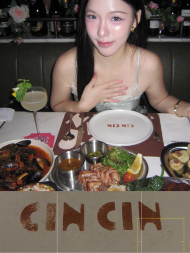 gracevirunpat 966c8bd946974cffb8ab3f065a56a586.jpg