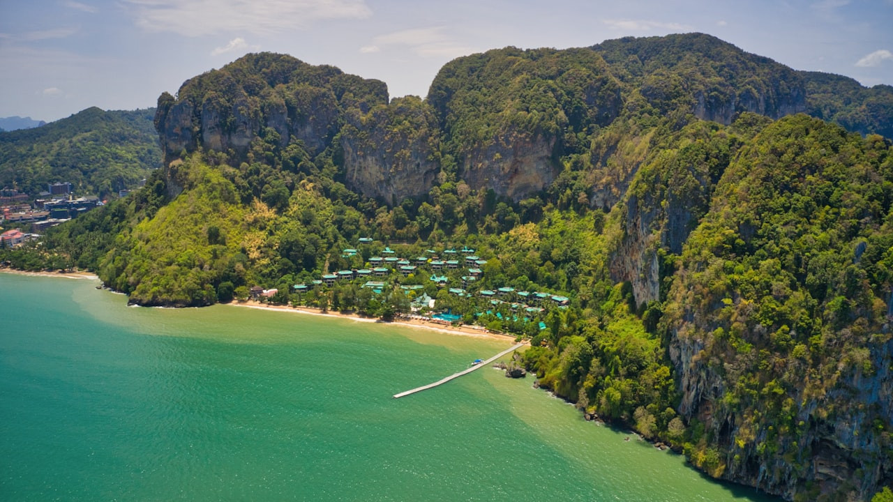 Thailand Beach Bungalows on a Budget — Simple Stays from 300 THB