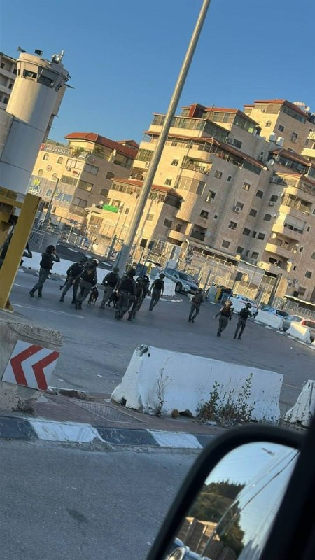 صورة | من اقتحام قوات الاحتلال حي "رأس خميس" في مخيم شعفاط، شمال شرق القدس المحتلة....