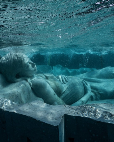 9Jason deCaires Taylor Design Tokunoshima Japan Sculpture.jpg