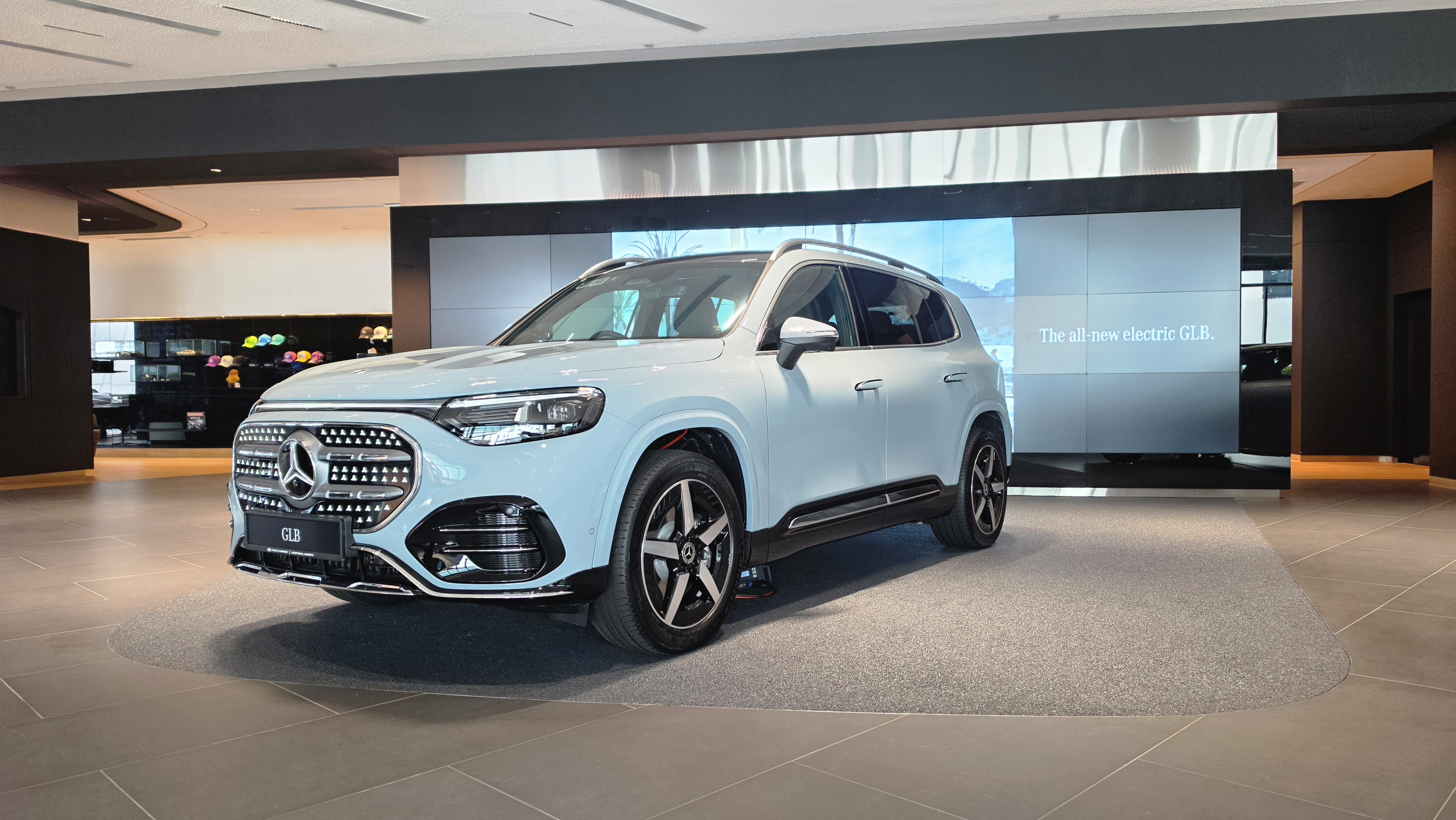 Mercedes-Benz GLB electric Singapore full exterior beauty shot