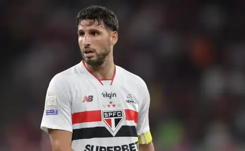 VOLTA À BOA FASE? Após retorno de lesão e com recente renovação, Calleri domina estatística no Brasileiro