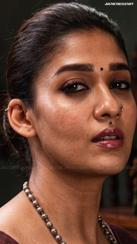 nayan 678567342204.jpg