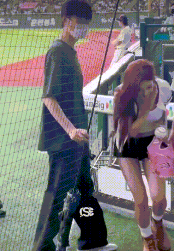 Eunbi 030826 .gif