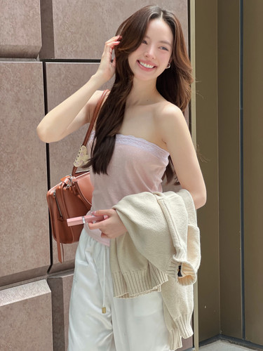 b369e892405c3aa38ba15e3eb9ce2447.jpg
