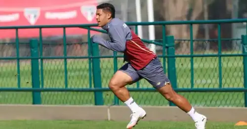 OLHO NELE! Ryan Francisco marca dois gols em jogo-treino no profissional