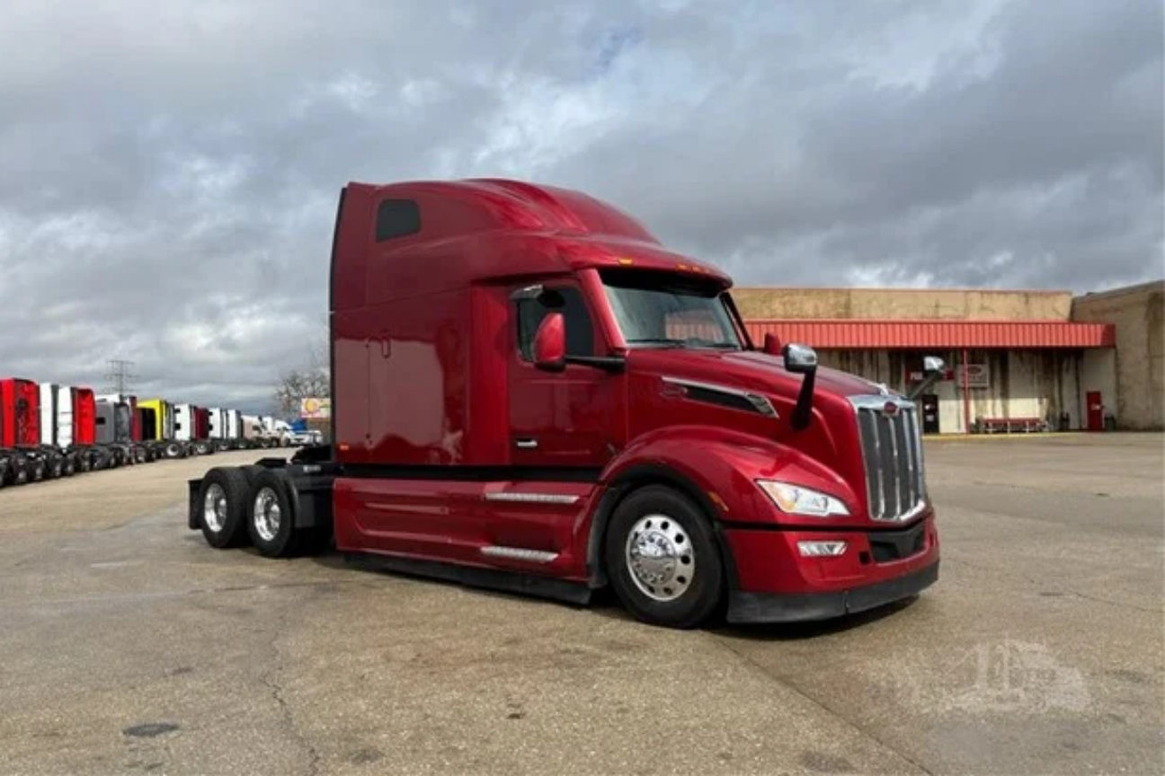 Peterbilt 579