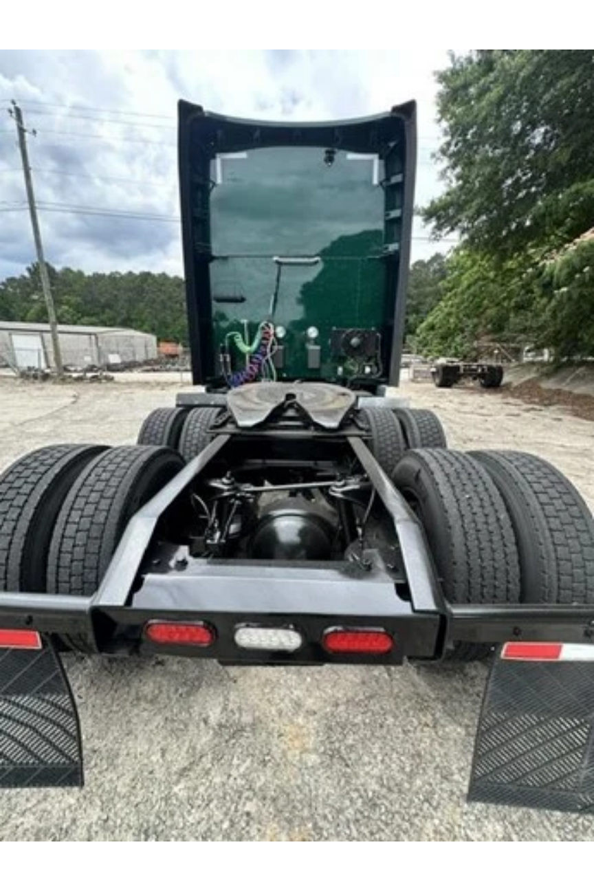 Photo 2 of Kenworth T680