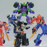 Transformers Collaborative Monster Jam Grave Digger In Hand Images 04