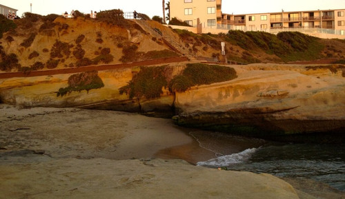 San Diego Cottages for Families, Comfortable Family Beach Getaway.jpg