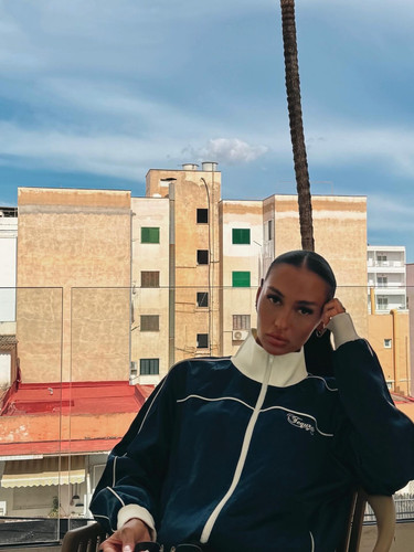 877.jpg