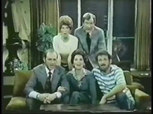 cap Captain.Kangaroo.1976.10.27.Dolly Parton 00 00 08 01.png