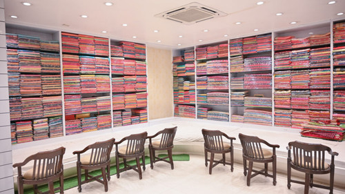 Saree Showroom in Varanasi – Find the Perfect Banarasi Saree Collection.jpg