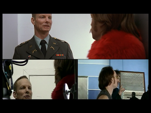Igby.Goes.Down.2002.PAL.DVD9.DD.2.0.MPEG.2 MDMDDC.VTS 02 1.0:10:22.png