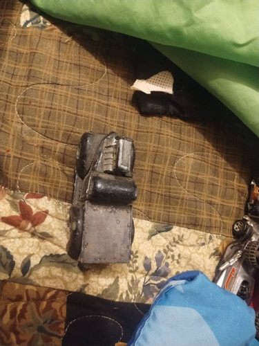 5f0f66305823.jpg