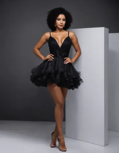 FULL BODY PICTURE OF COLOMBIAN WOMAN IN A SHORT A (1).webp