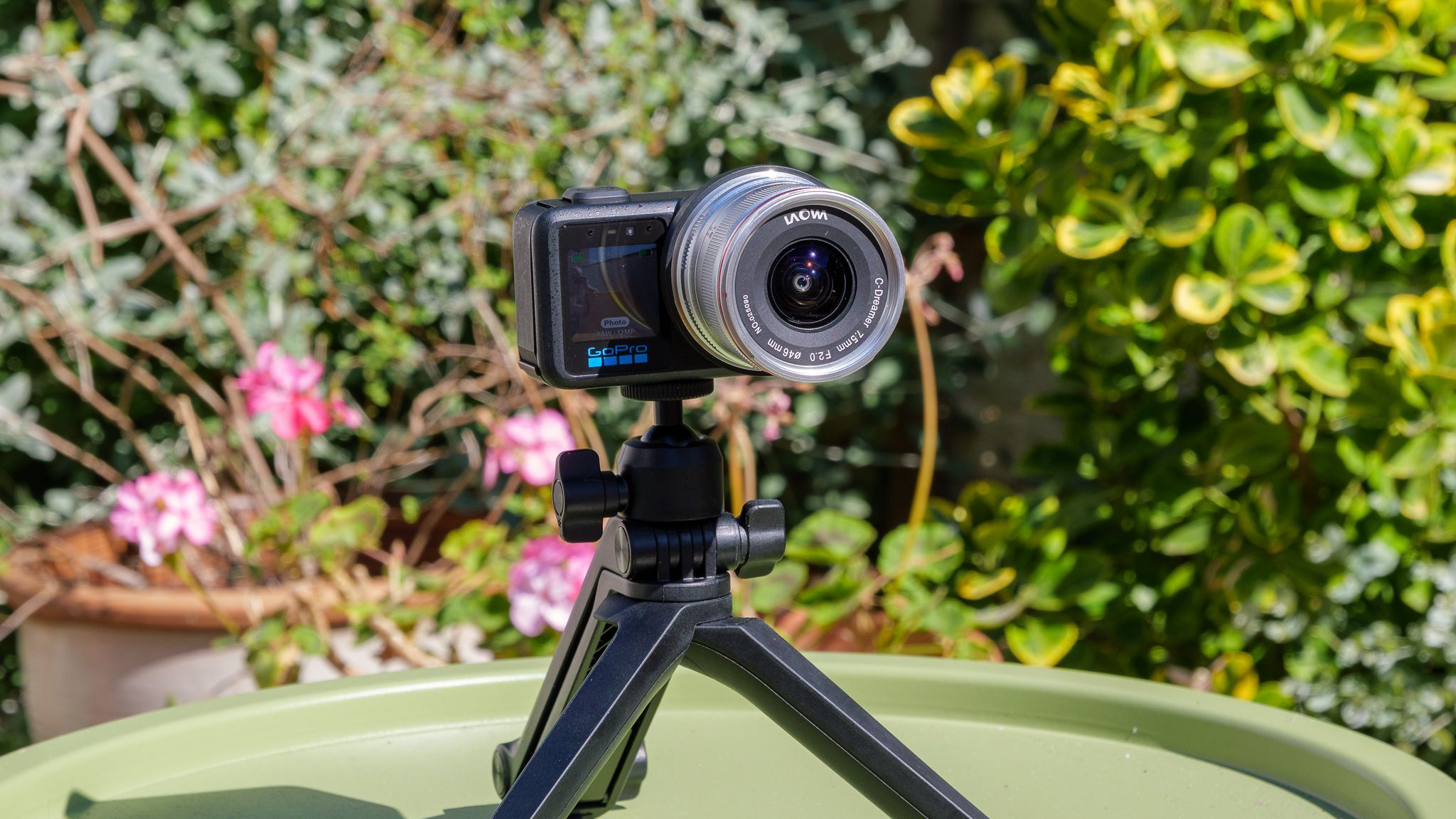 GoPro Mission 1 Pro ILS: Máy ảnh ống kính rời đầu tiên của GoPro có gì HOT?