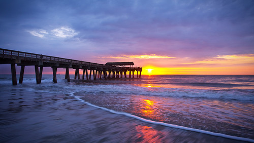 GA Visit Savannah 1025 Tybee Beach at Sunrise 11920px.jpg