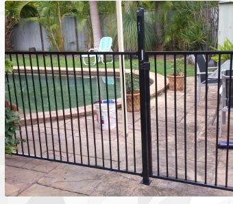 Cheap Glass Pool Fencing Gold Coast.jpg