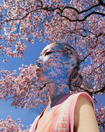 Korean Artist Goes Viral For Transforming Herself Into Mind Bending Optical Illusions Without Any Ph.jpg