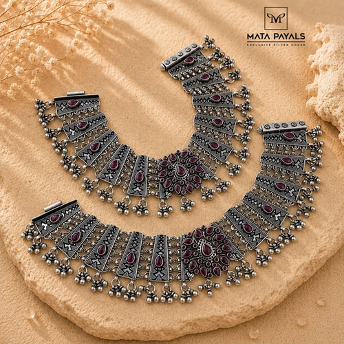 Dark Luxe — The Oxidized Segment Anklet.png