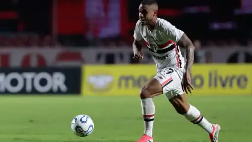 São Paulo Garantia Premiação Milionária com Avanço na Copa Sul-Americana