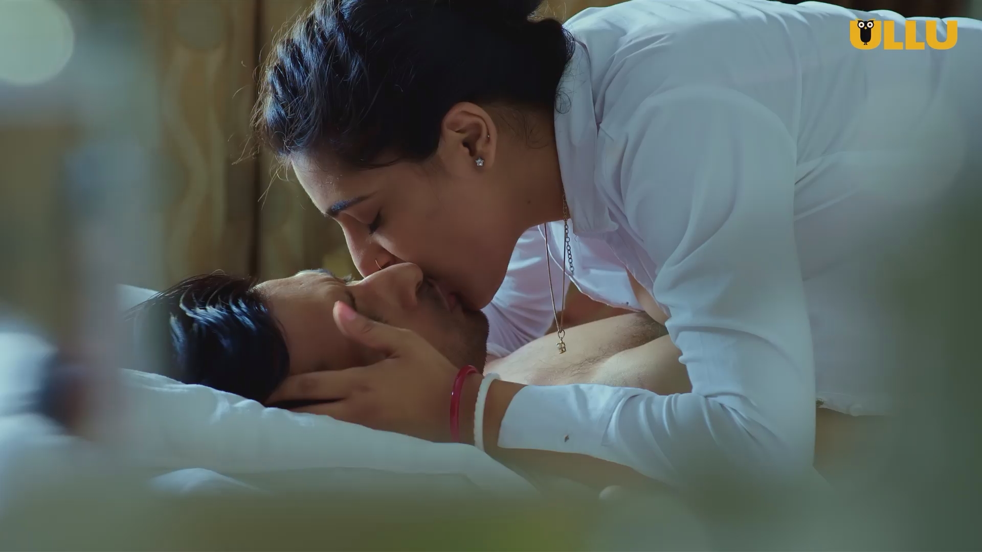 Tadap (2019) S01 Ullu Originals Hindi Web Series WEB DL H264 AAC 1080p 4.7GB(1Filmy4Wap.Im).mkv snap