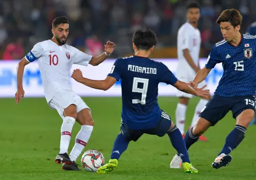Asian Cup Final 2019 Hasan Al Haydos Qatar Japan Takumi Minamino.webp