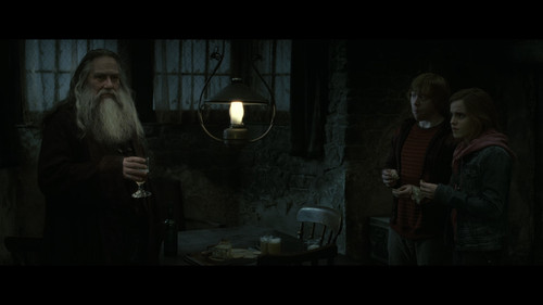 Harry.Potter.and.the.Deathly.Hallows.Part.2.2011.WIDESCREEN.MULTI.VF2.2160p.WEB.DL.SDR.H265.10bit.DT