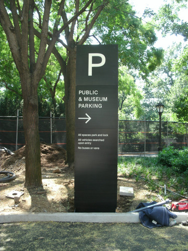 Best Sign Installation NYC.jpg
