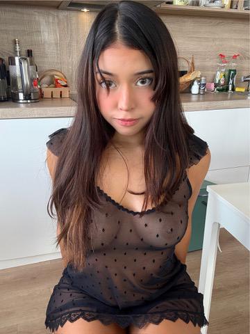 92qlqcjfa05h1.jpg
