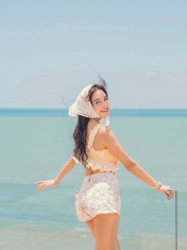 iamkratae da529916a1614efbb57d3c67b5671ba5.jpg