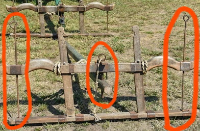 old oxen yoke carriage 260nw 542022442vvvv.jpg