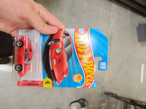 d40d8d6517ce.jpg