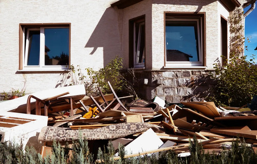 WSS Junk Removal | 14060 Boul Gouin O, Pierrefonds, QC H8Z 1Y1, Canada | +14387929401 | http://wssju.jpg