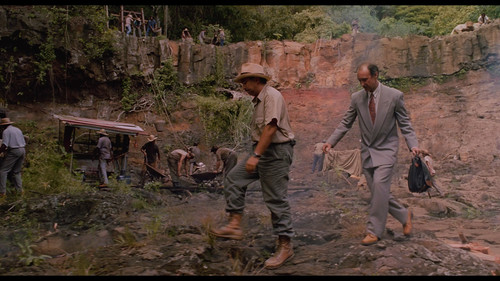Jurassic.Park.1993.MULTi.2160p.UHD.BluRay.DoVi.x265.TRUE HD.ATMOS.DTS SowHD.mkv snapshot 00.04.25.26.jpg