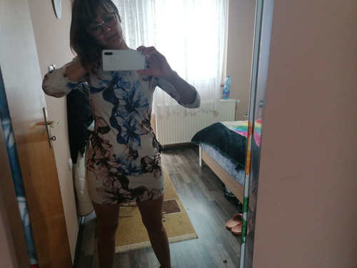 IMG bfab6d6e157344be831a940770860a5e V.jpg