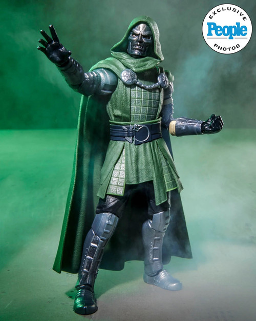 Avengers Doomsday Toys Doctor Doom 072626 5a50664ce85644559be22b4321a74979