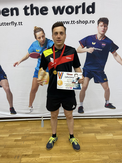 Cf05nyP.md.jpg